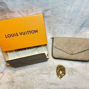 Louis Vuitton Beige Pochette Felicie Cross body  purse